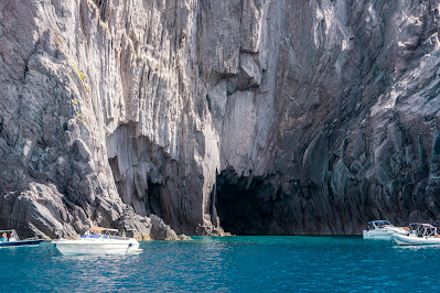 Photo de Grotta dell'amore (Basiluzzo)